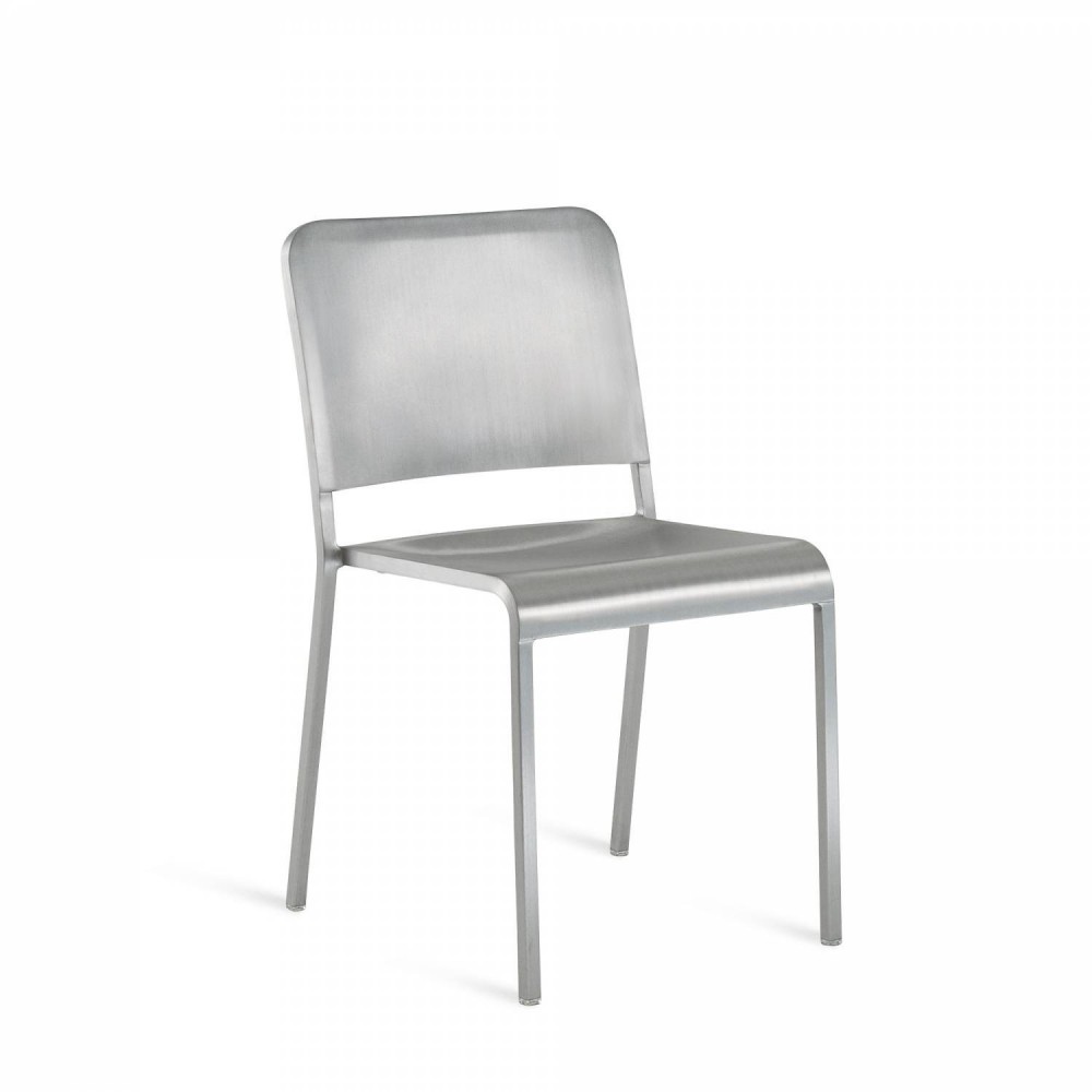 Silla apilable 20-06 de Emeco. Sillas diseño.