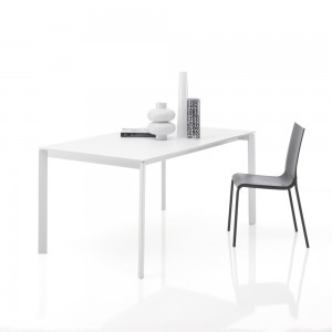 Mesa Dublino Melamina de Bontempi. Muebles modernos de diseño italiano.