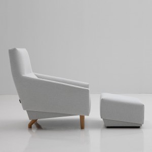 Sillón madera tapizado Soul de Sancal. Butaca diseño.