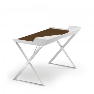 Escritorio Qwerty de Cattelan Italia. Escritorio de diseño moderno en acero.