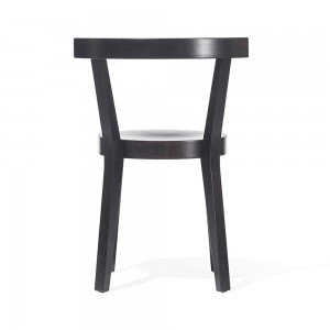 Silla Punton madera de Ton. Sillas de restaurante, de inumerables interiores.