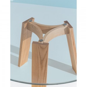 Mesa Maya de Discipline. Muebles y complementos de diseño para hogar.