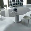 Mesa Giro Extensible base columna de Bontempi. Mesas modernas de diseño italiano.