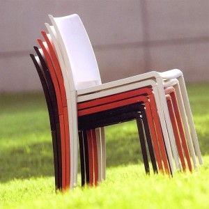 Silla Mya 700 de Pedrali. Sillas de diseño. Sillas de plástico contract.