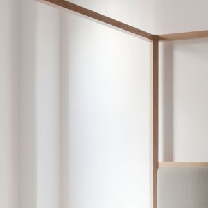 Cama matrimonio Con dosel Breda de Punt mobles. Camas de diseño moderno.