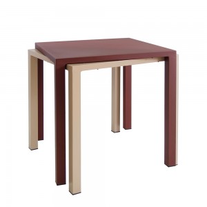 Mesa Cuadrada Nova moderna de Emu. Mesas de diseño.