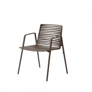 Sillón Zebra de Fast. Sillones apilables perfecto para exteriores diseñado por Fast.