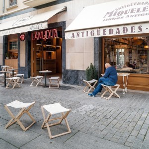 Taburete Ris de  DVelas. Muebles de exterior con velas