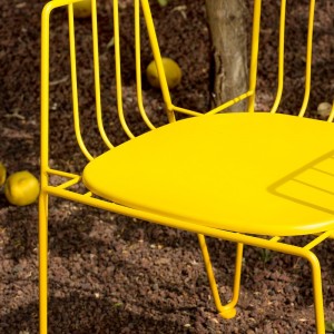 Silla apilable Rambla de Mobles 114. Silla moderna para salón o jardín.