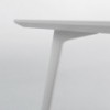 Mesa individual Fly Metal de Sellex. Camas y mesas modernas. Mesas de diseño.