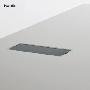 Mesa reuniones ovalada Fly de Sellex. Camas y mesas modernas.