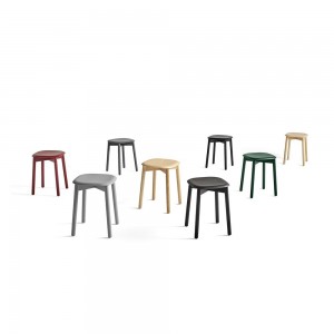 Taburete bajo Soft Edge 72 de Hay. Diseño nordico.