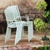 Sillón Easy de Fast. Sillones apilables ideales para exteriores de Fast.