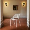 Silla Niwa de diseño moderno perfecta para espacios exteriores de Fast.