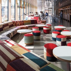 Pouf Kilim de Nanimarquina. Pouf moderno tapizado.