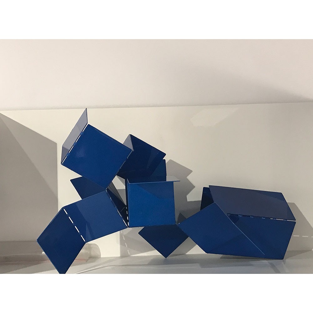 Escultura moderna Origami A3 azul. Escultura moderna
