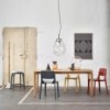 Silla Leaf madera de Ton. Sillas para comedor, amplia variedad de interiores.