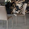 Silla Kay de Cattelan Italia. Silla de comedor tapizada. Sillas modernas.