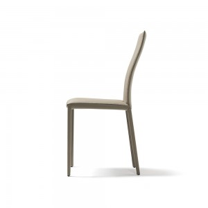 Silla Kay de Cattelan Italia. Silla de comedor tapizada. Sillas modernas.