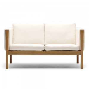 Sofá CH162 en tela de Carl Hansen and Son. Sofás de diseño moderno.   