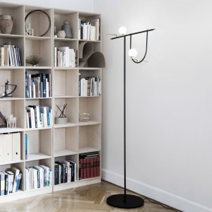 Yanzi Floor de Artemide para despachos. Lámpara de pie ideal para interior.