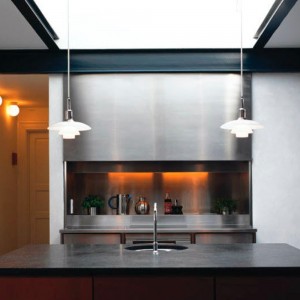 Lámpara PH 2/1 Suspendida de Louis Poulsen.