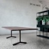Mesa moderna IPE en madera maciza para comedor de Extendo.