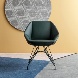 Silla Stone con base metálica de Bonaldo. Moderno diseño italiano.