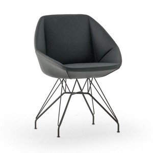 Silla Stone con base metálica de Bonaldo. Moderno diseño italiano.