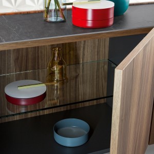Aparador moderno Outline de Bonaldo. Diseño de muebles italianos.