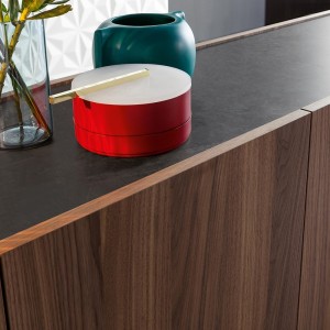 Aparador moderno Outline de Bonaldo. Diseño de muebles italianos.
