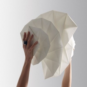 Lámpara de sobremesa Mendori Artemide. Tienda online lámparas modernas.