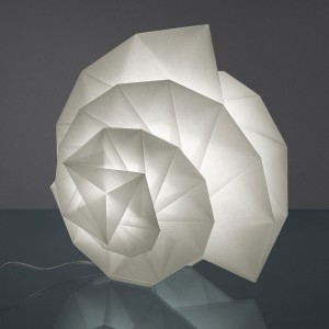 Lámpara de sobremesa Mendori Artemide. Tienda online lámparas modernas.
