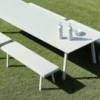 Mesa Timeless para exterior de Gandia Blasco.  Mesas de diseño.