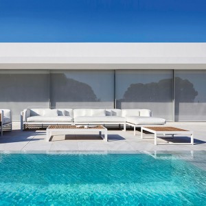 Sofá modular 2 DNA Teca de Gandia Blasco. Mobiliario para exteriores.