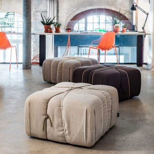 Puf Che Pakko! De diseño italiano de Mogg. Pufs de diseño moderno para salón.