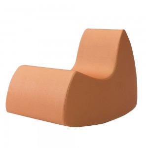 Mecedora original mecedora Grand Prix para dormitorio infantil de Softline.