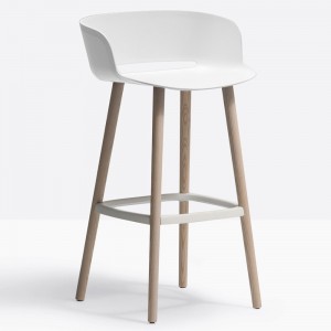 Taburete Babila 2757/2758 de Pedrali. Taburete nórdico. Taburete de diseño.