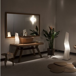 Lámpara para sobremesa Diamond. Diseño moderno e italiano de interior.