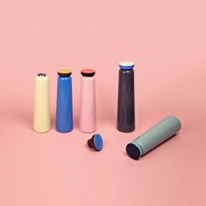 Botella Sowden de Hay. Complementos originales modernos y de alta calidad.