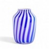 Florero Juice Vase de Hay. Diseño de omplementos originales para el hogar.