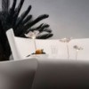 Lámpara de sobremesa LaFleur Battery de Slamp. Diseño para interiores.