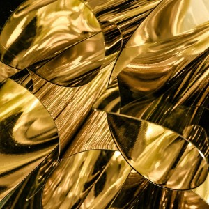 Iluminación para techo o pared Veli de Slamp. Diseño moderno y elegante.