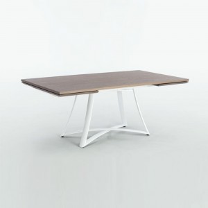 Mesa Big Bang Extensible Madera de Ingenia. Muebles de diseño. Mesas para comedor.