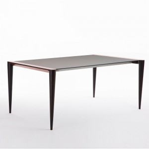 Mesa Bolero extensible del fabricante Horm. Mesas modernas de diseño italiano.