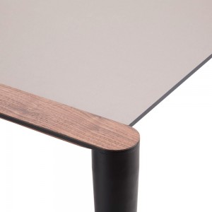 Mesa Bolero extensible del fabricante Horm. Mesas modernas de diseño italiano.