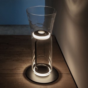 Lámpara suelo Noctambule High Cylinders Cone de Flos