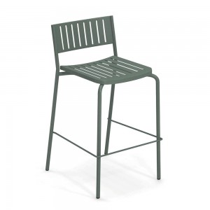 Taburete Bridge para exteriores de Emu. Taburetes de diseño.