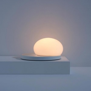 Lámpara sobremesa Bolita de Marset. Lámparas de diseño. Lámparas modernas.