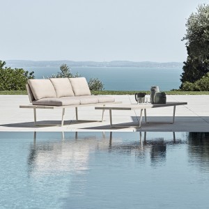 Sofá lounge Orizon de diseño elegante y exclusivo para espacios exteriores de Fast.